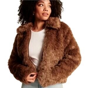Abercrombie & Fitch Faux Fur Teddy Tan Brown Cropped Full Zip Jacket Size XS